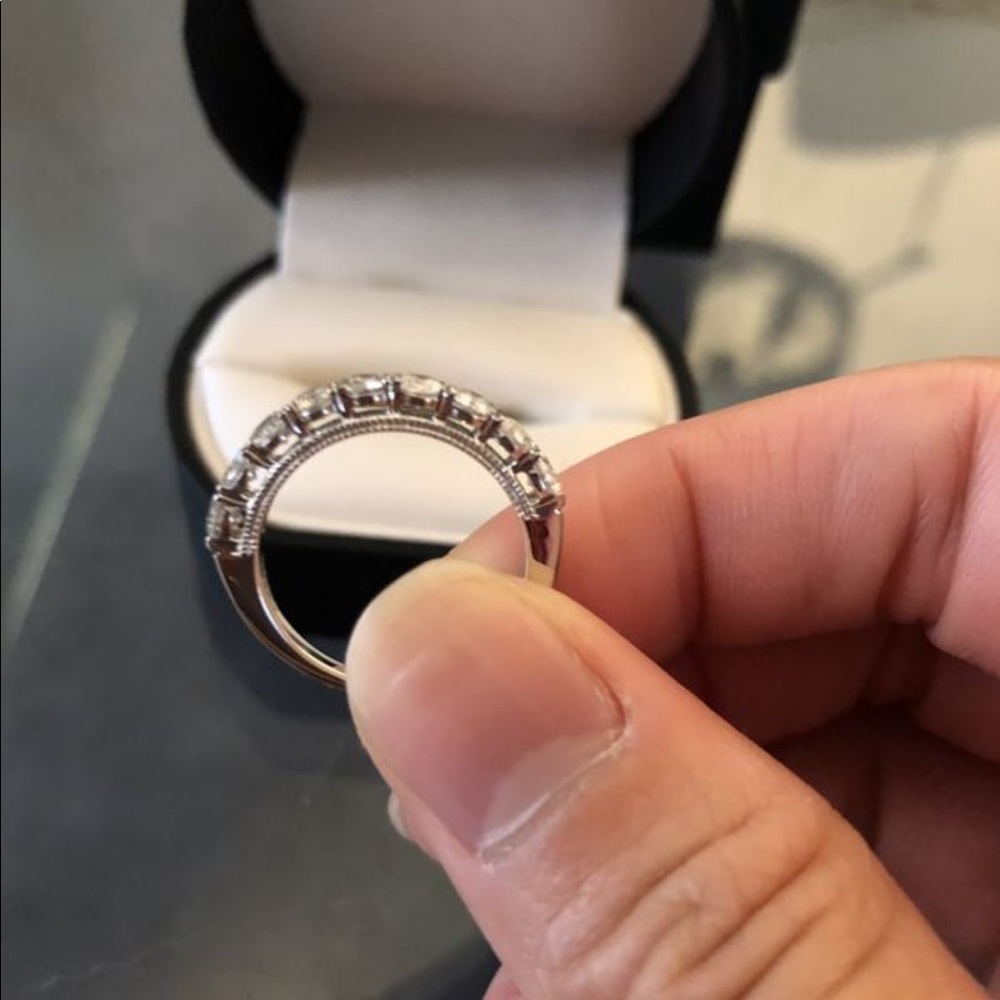 Never worn wedding diamond ring